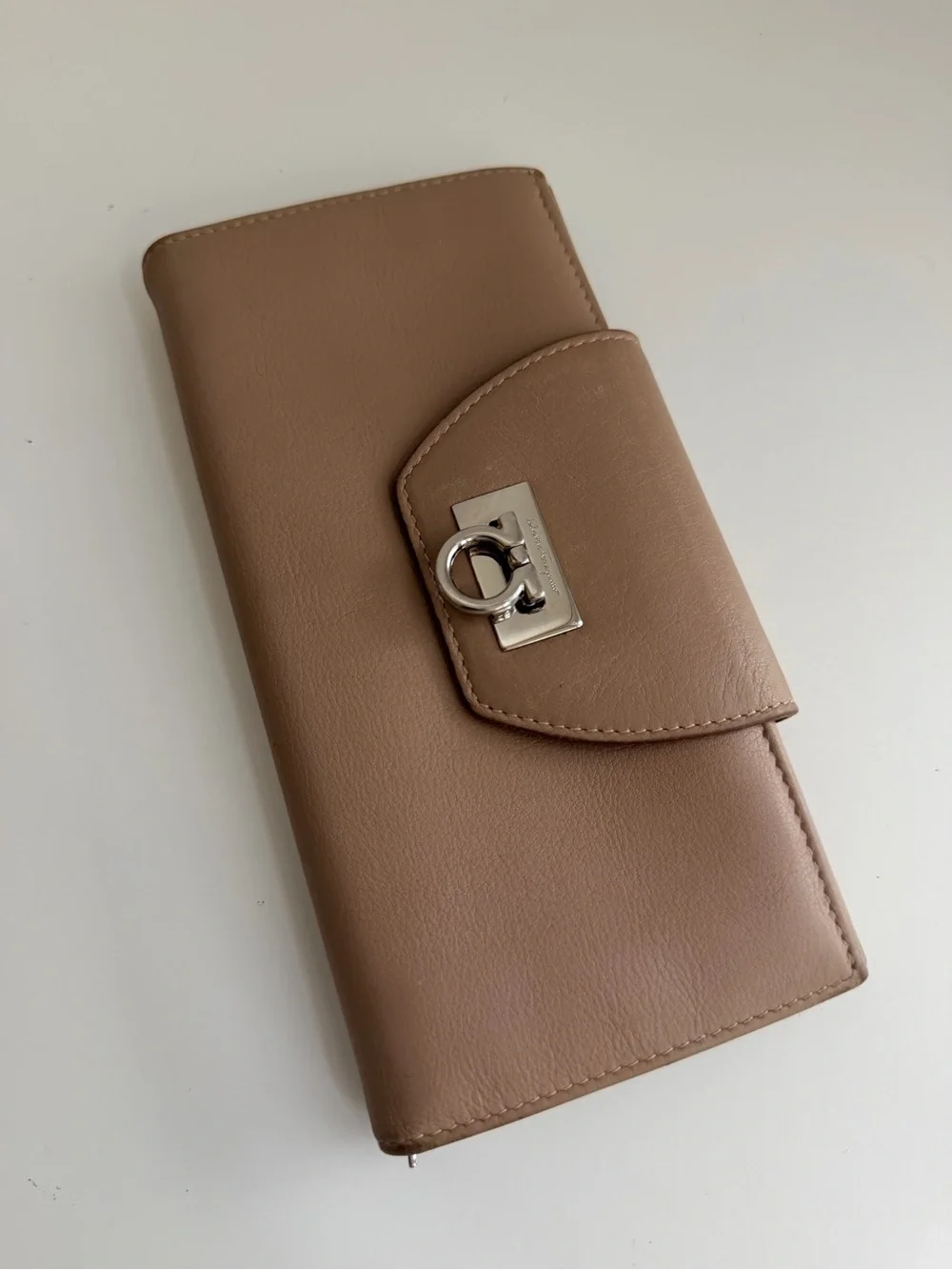 Authentic Salvatore Ferragamo Gancini Continental Leather Wallet